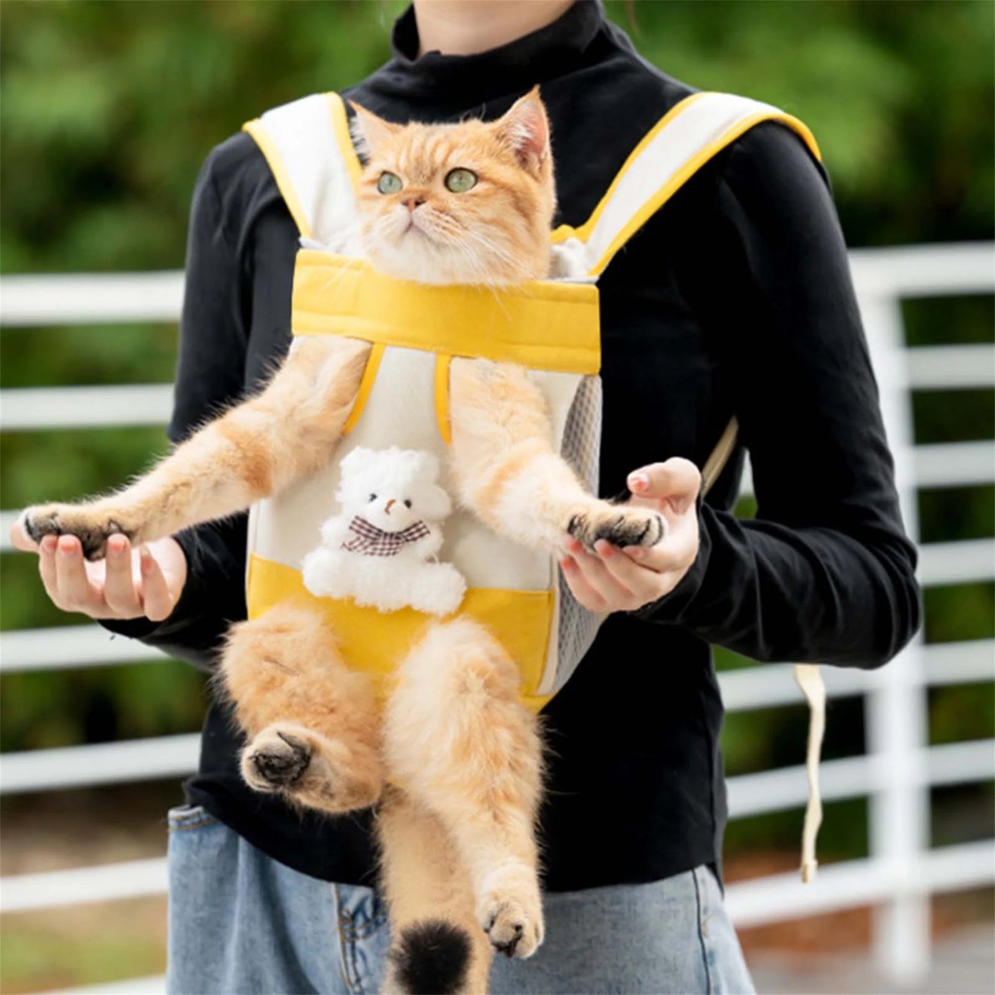 Portable Dog Carrier Backpack Hands-Free Pet Travel Bag with Adjustable Straps Breathable Front and Back Cat Carrier for